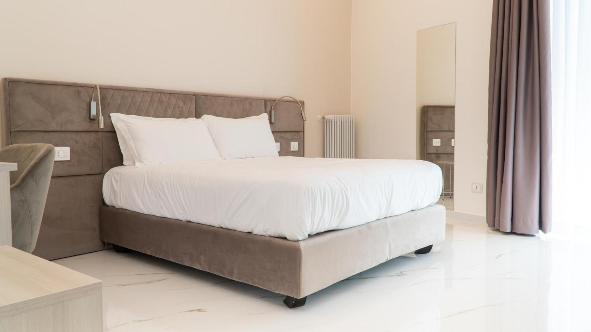 קנוסה די פוליה Principe Boemondo Luxury Room מראה חיצוני תמונה